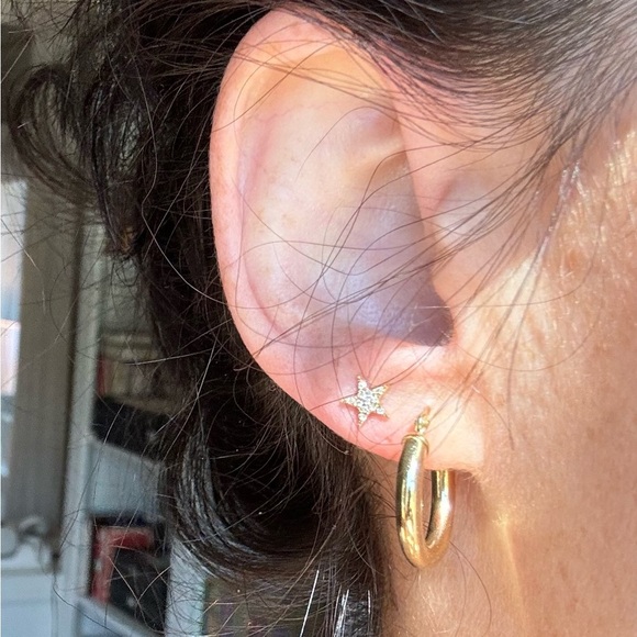 Zofia Day Co 14k Gold Tube Hoops - Picture 3 of 9